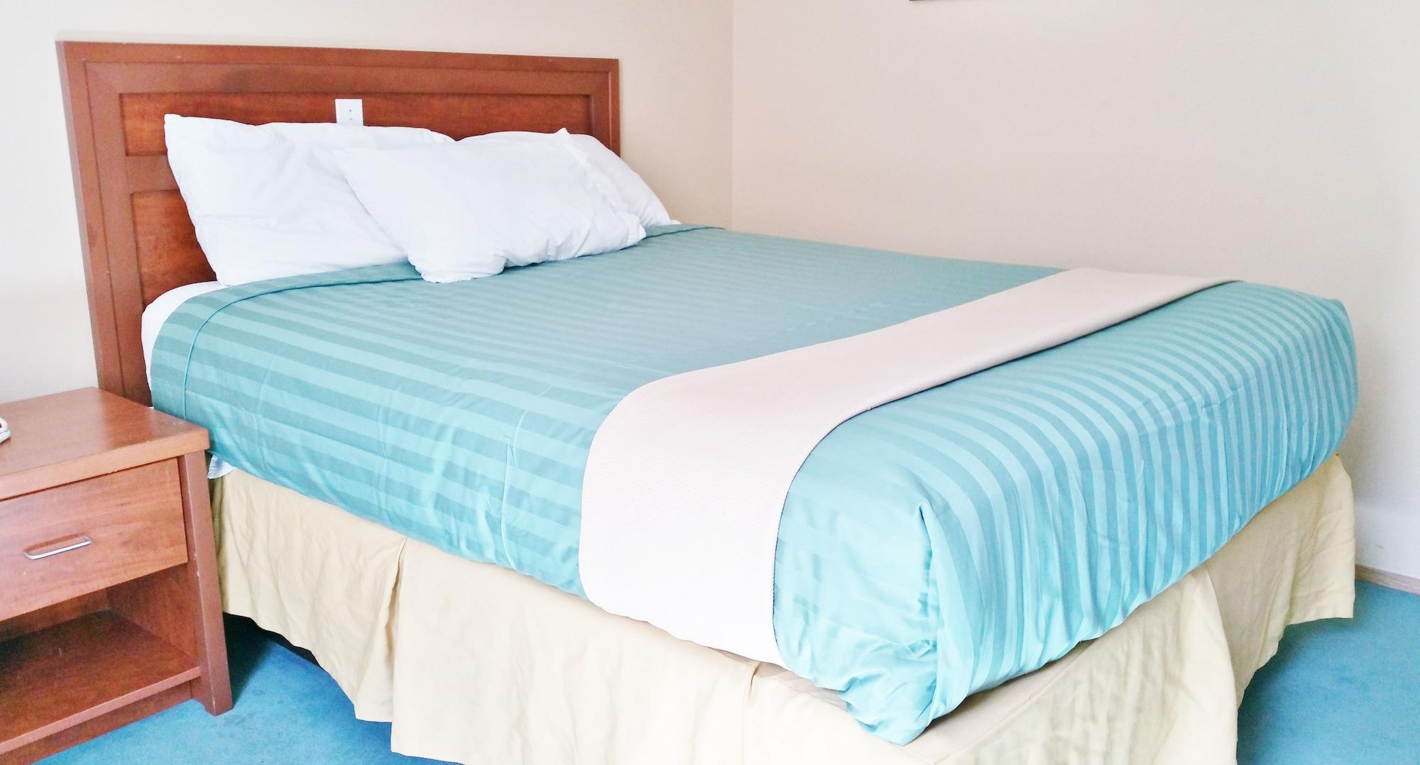 Alpine Motel カムループス エクステリア 写真