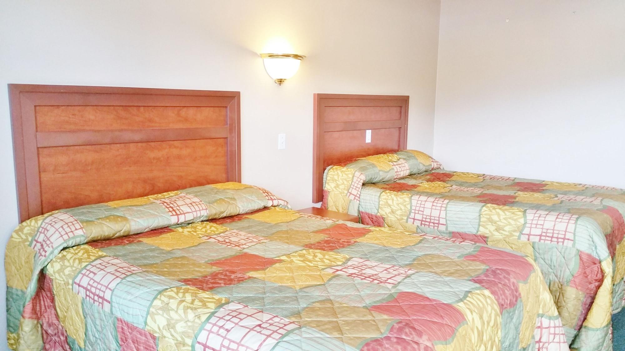 Alpine Motel カムループス エクステリア 写真