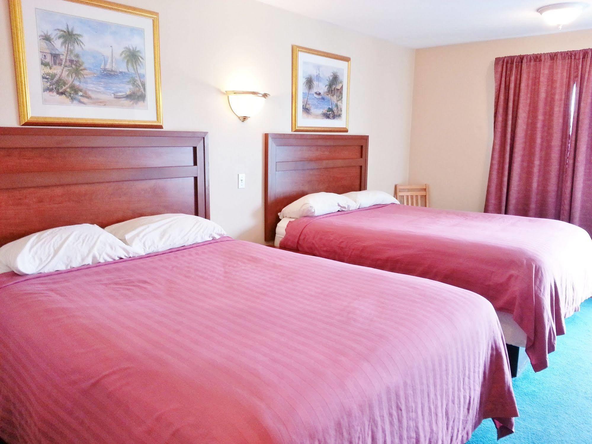 Alpine Motel カムループス エクステリア 写真