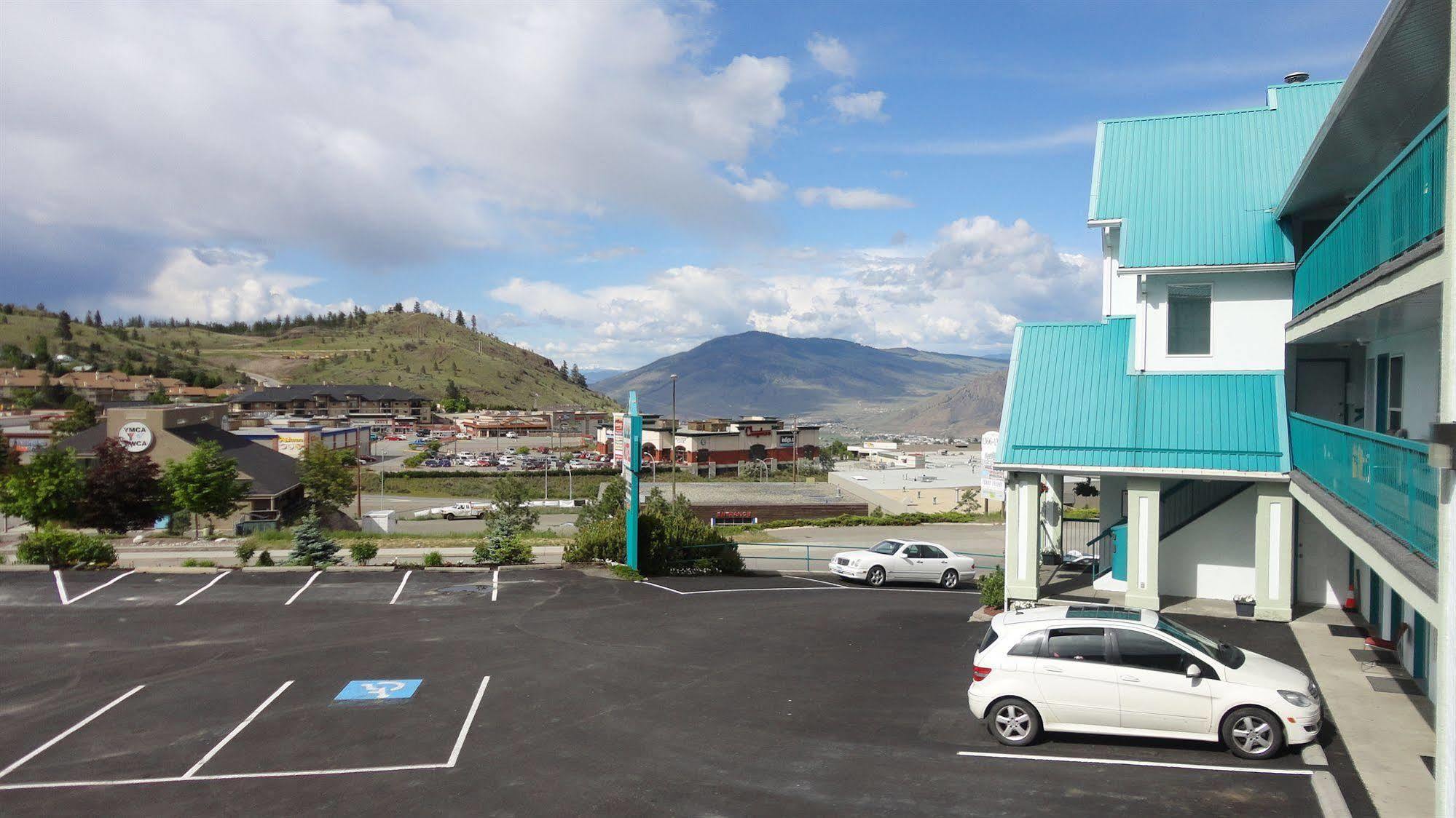 Alpine Motel カムループス エクステリア 写真