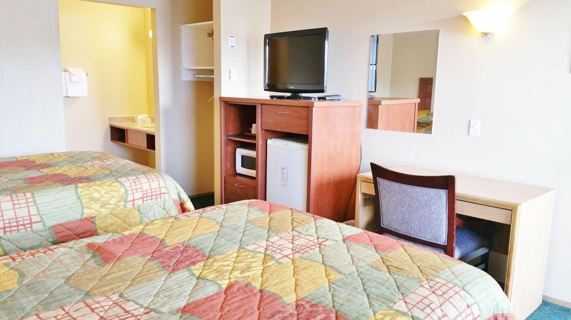 Alpine Motel カムループス エクステリア 写真