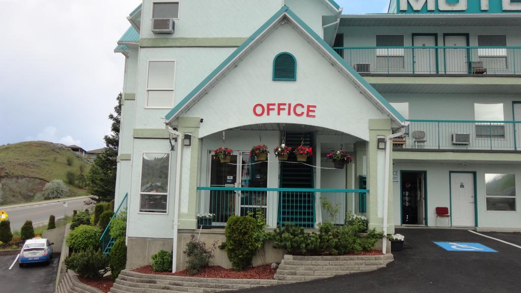 Alpine Motel カムループス エクステリア 写真
